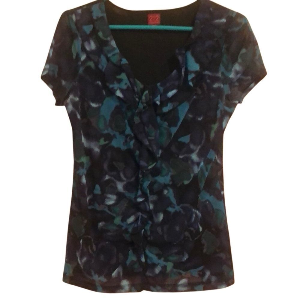 212 Collection Women’s Size M V-Neck Ruffled Neckline Short Sleeve Lined Blouse